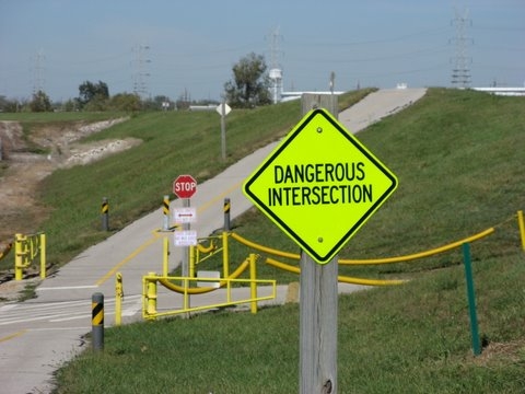 bike route DI sign.JPG