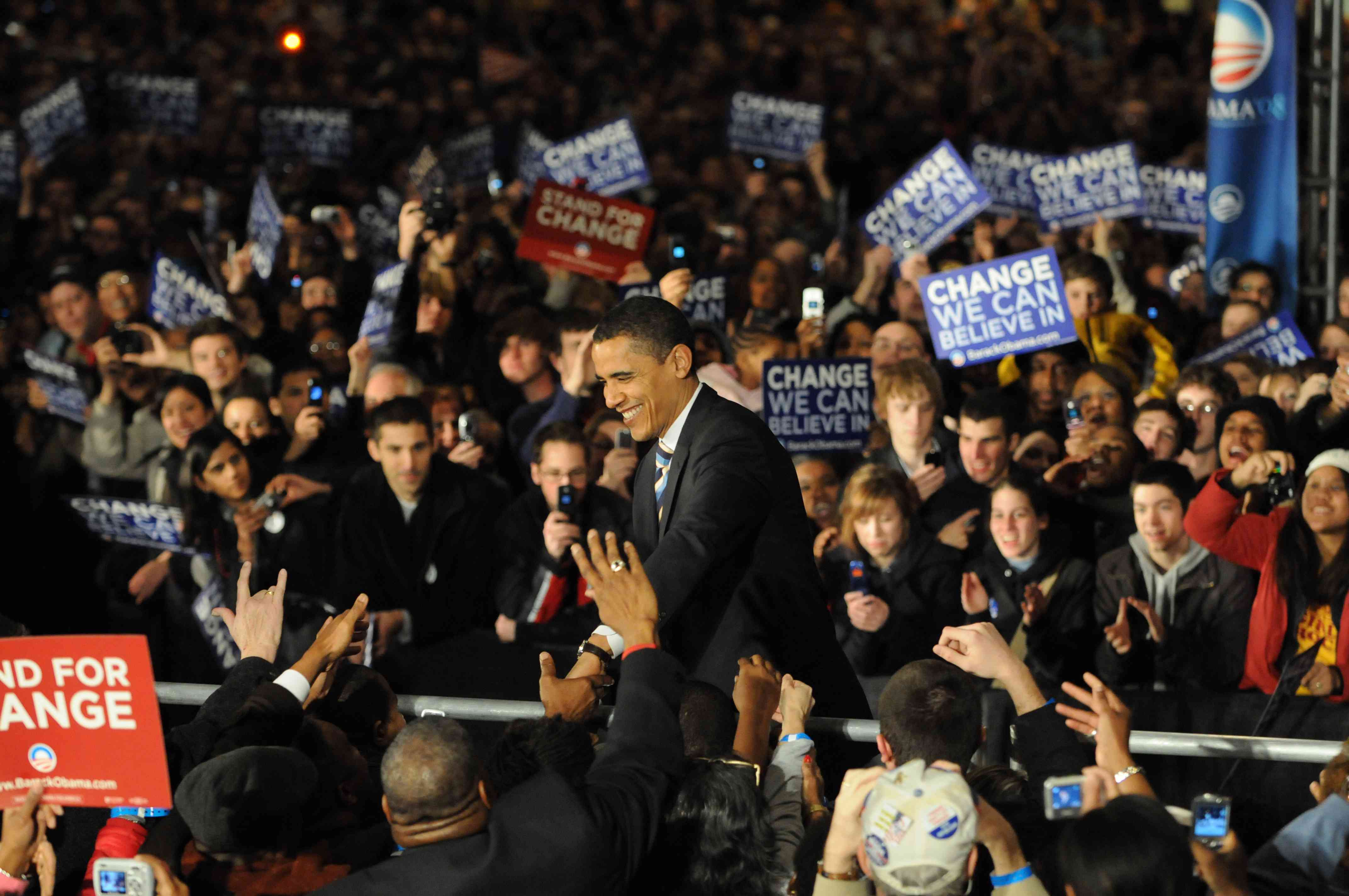 Obama meeting with folks after talk.JPG