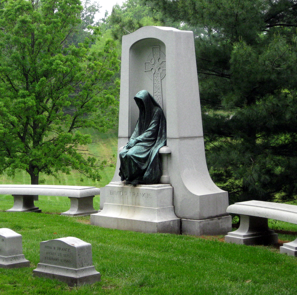 You can find some artistically inspiring monuments in cemeteries for the